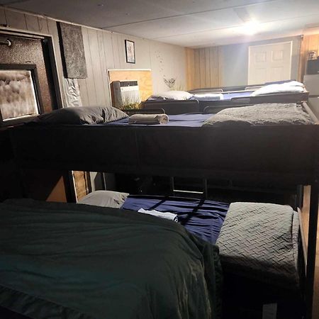 Co-Ed Dorm With Fantastic Patio! Apartment Ewing Bagian luar foto